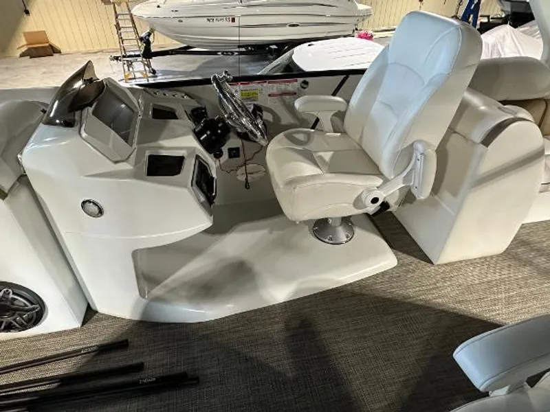 2019 South Bay in Lake Park, MN